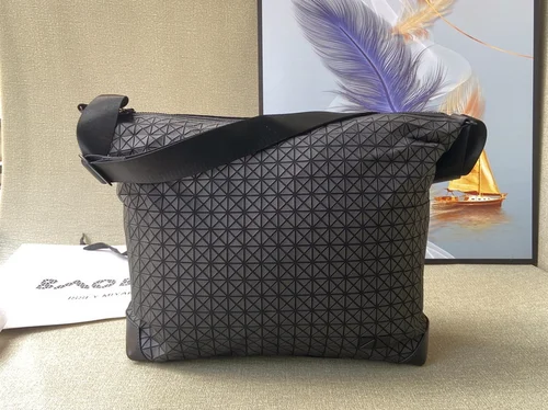 Issey Miyake Original Messenger Bag Authentic Pleated Luxury