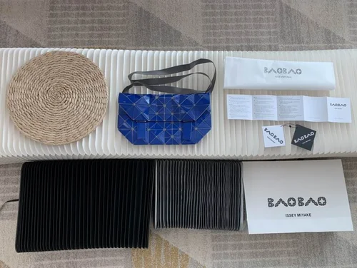 Issey Miyake Original Messenger Bag Authentic Pleated Luxury