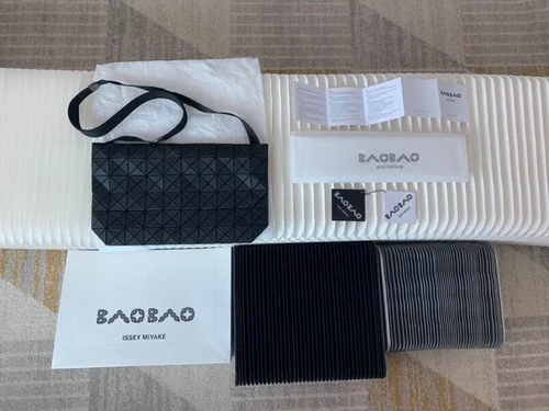 Issey Miyake Original Messenger Bag Authentic Pleated Luxury