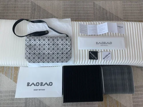 Issey Miyake Original Messenger Bag Authentic Pleated Luxury