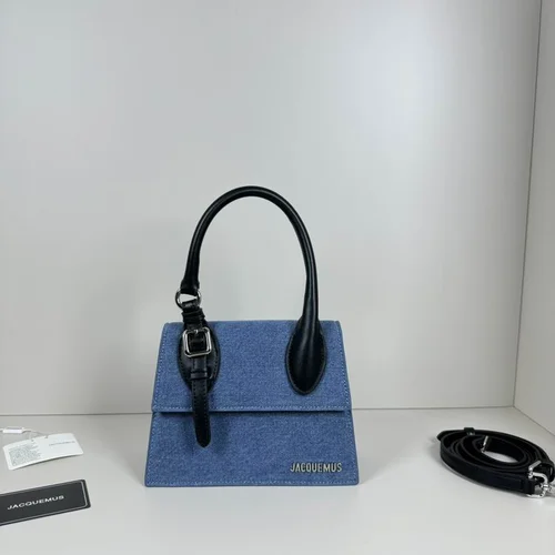 11 Jacquemus Handbag Medium Women Luxury Leather Designer