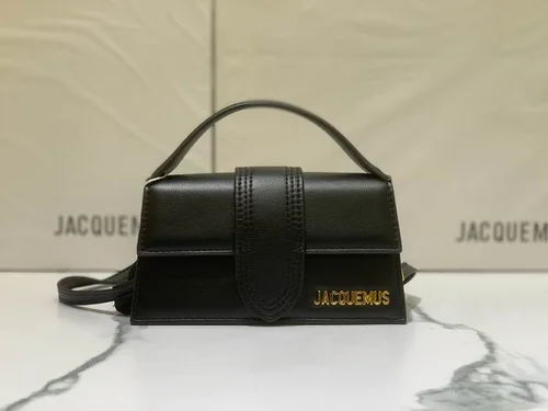11 Jacquemus Handbag Medium Women Luxury Leather Designer