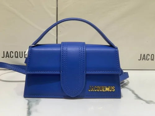 11 Jacquemus Handbag Medium Women Luxury Leather Designer
