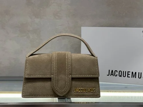 11 Jacquemus Handbag Medium Women Luxury Leather Designer