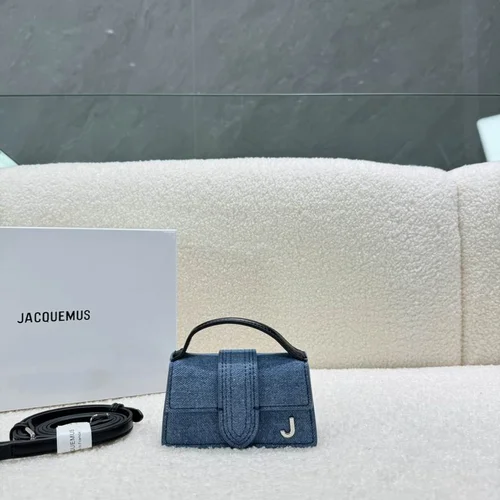 11 Jacquemus Handbag Medium Women Luxury Leather Designer
