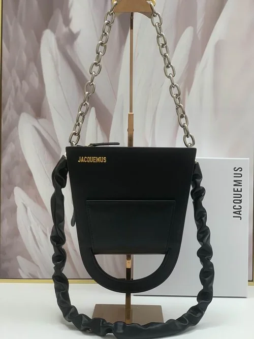 11 Jacquemus Handbag Medium Women Luxury Leather Designer