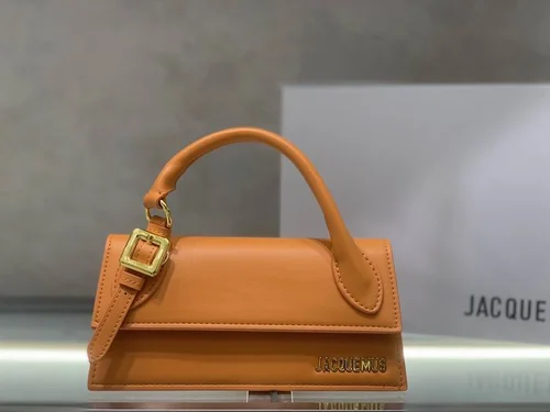 11 Jacquemus Handbag Medium Women Luxury Leather Designer