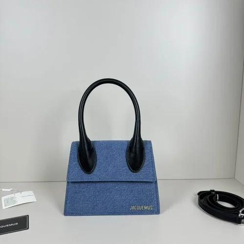 11 Jacquemus Handbag Medium Women Luxury Leather Designer