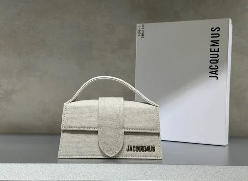 11 Jacquemus Handbag Medium Women Luxury Leather Designer