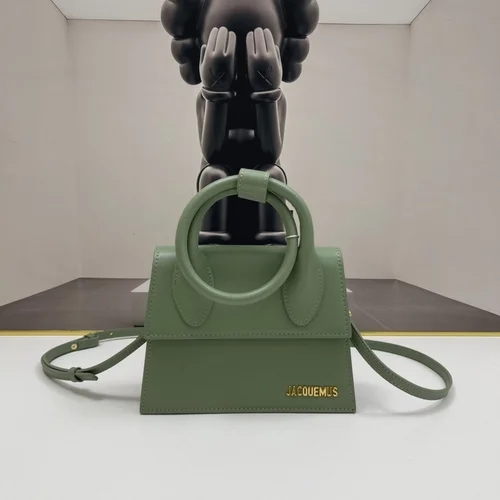 11 Jacquemus Handbag Medium Women Luxury Leather Designer