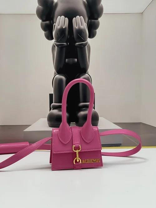 11 Jacquemus Handbag Medium Women Luxury Leather Designer