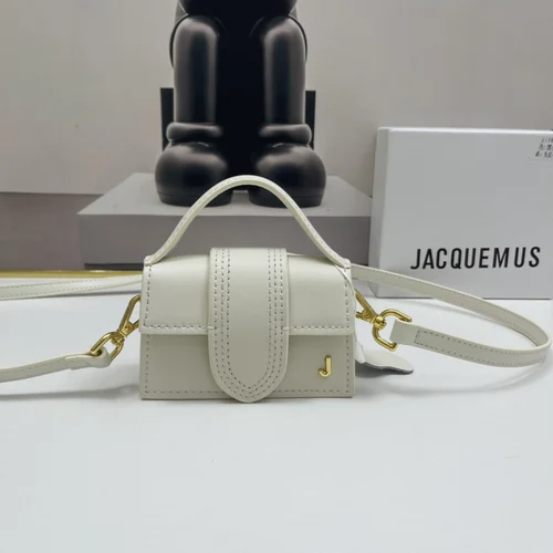 11 Jacquemus Handbag Medium Women Luxury Leather Designer
