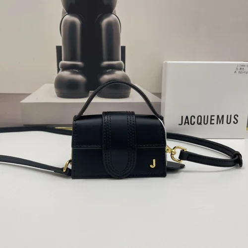 11 Jacquemus Handbag Medium Women Luxury Leather Designer