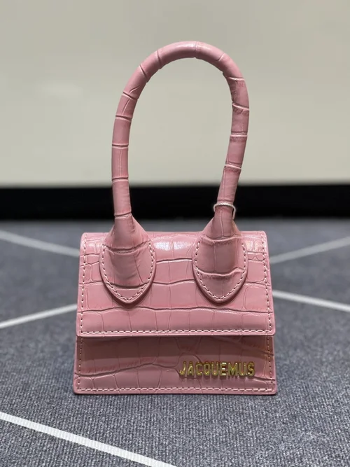11 Jacquemus Handbag Medium Women Luxury Leather Designer