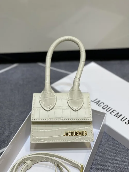 11 Jacquemus Handbag Medium Women Luxury Leather Designer