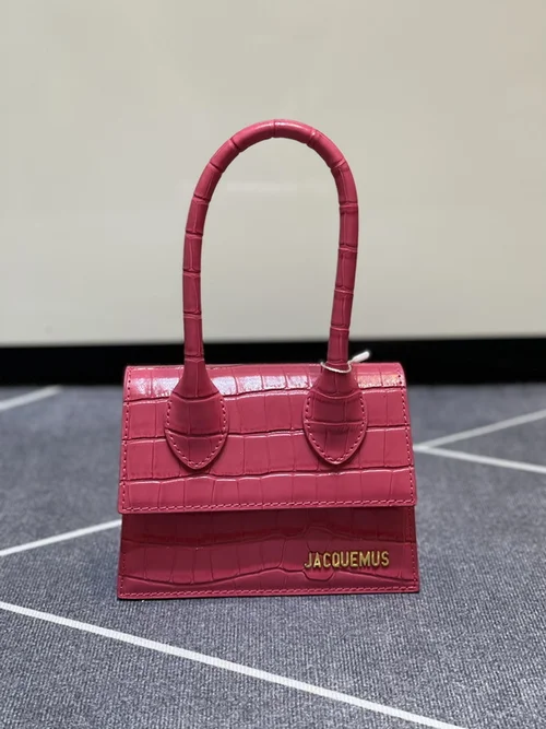 11 Jacquemus Handbag Medium Women Luxury Leather Designer