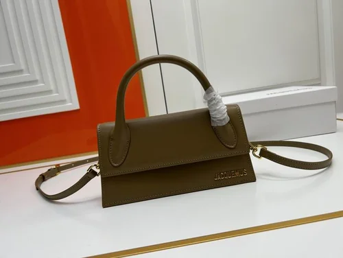11 Jacquemus Handbag Medium Women Luxury Leather Designer
