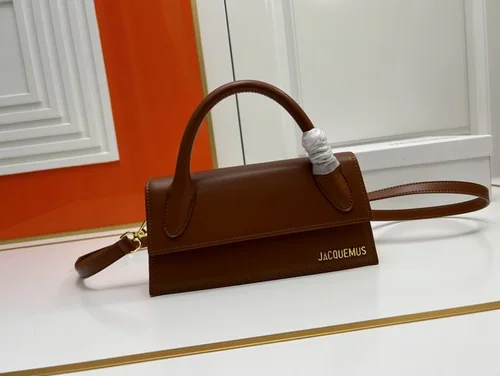 11 Jacquemus Handbag Medium Women Luxury Leather Designer