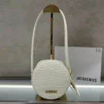 11 Jacquemus Makeup Cosmetic Pouch Women Luxury Leather