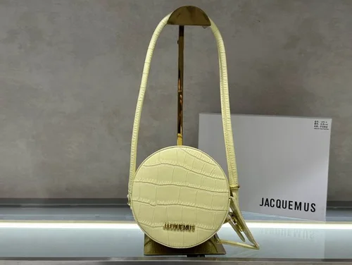 11 Jacquemus Makeup Cosmetic Pouch Women Luxury Leather