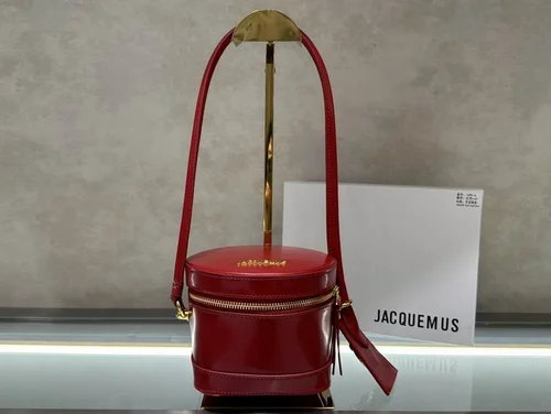 11 Jacquemus Makeup Cosmetic Pouch Women Luxury Leather