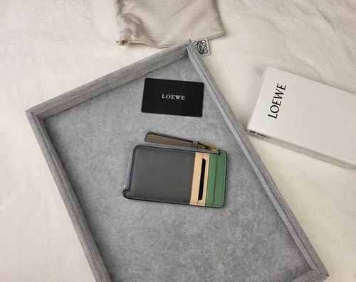 11 Loewe Women's Wallet Luxury Anagram Leather Designer