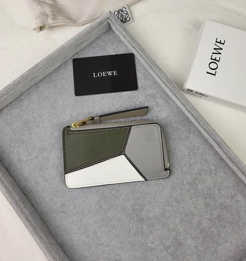 11 Loewe Women's Wallet Luxury Anagram Leather Designer