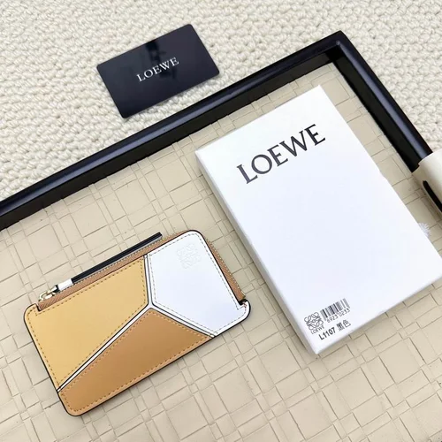 11 Loewe Women's Wallet Luxury Anagram Leather Designer
