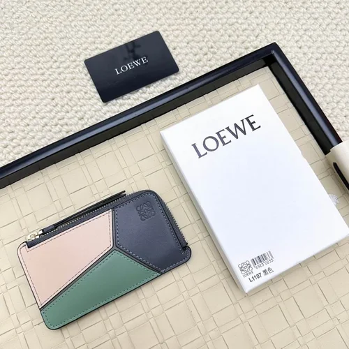 11 Loewe Women's Wallet Luxury Anagram Leather Designer