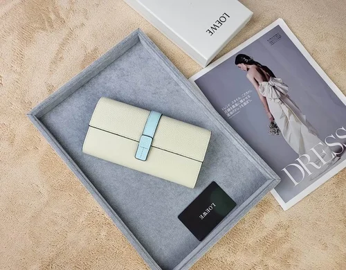 11 Loewe Women's Wallet Luxury Anagram Leather Designer