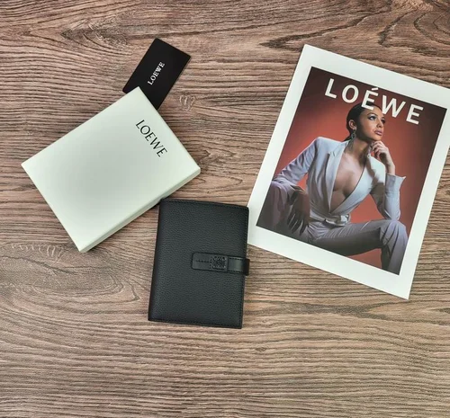 11 Loewe Women's Wallet Luxury Anagram Leather Designer
