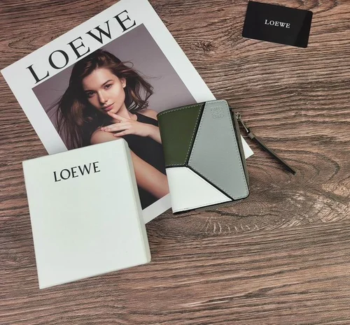 11 Loewe Women's Wallet Luxury Anagram Leather Designer