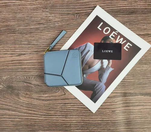 11 Loewe Women's Wallet Luxury Anagram Leather Designer