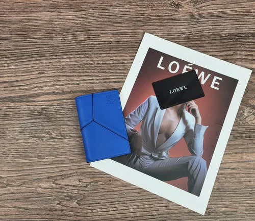 11 Loewe Women's Wallet Luxury Anagram Leather Designer