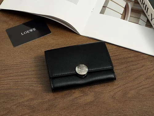 11 Loewe Women's Wallet Luxury Anagram Leather Designer