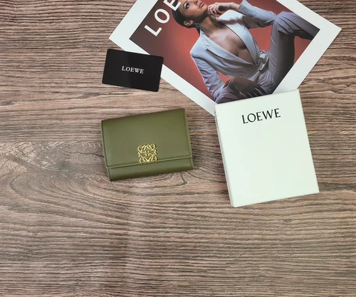 11 Loewe Women's Wallet Luxury Anagram Leather Designer