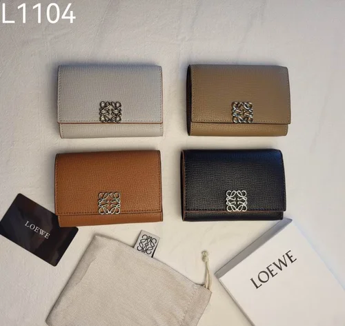 11 Loewe Women's Wallet Luxury Anagram Leather Designer