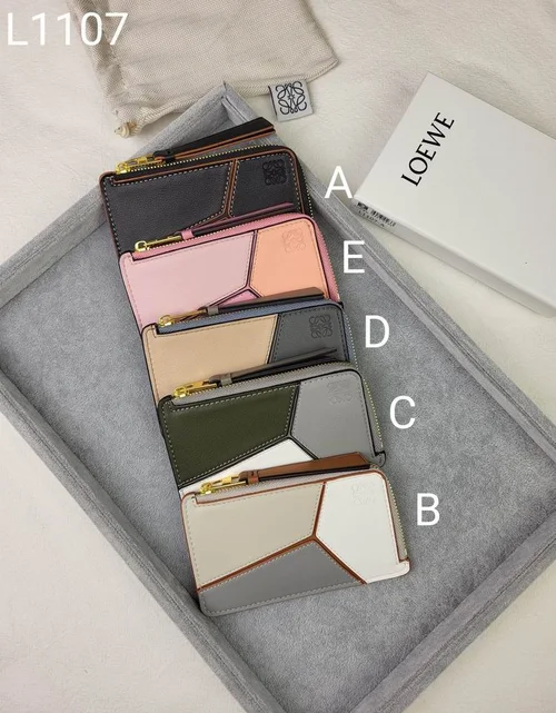 11 Loewe Women's Wallet Luxury Anagram Leather Designer