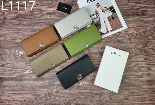11 Loewe Women's Wallet Luxury Anagram Leather Designer