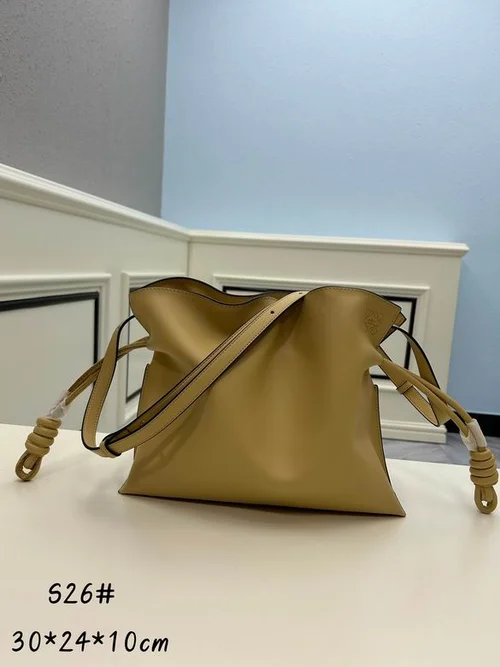 11 Loewe Flamenco Clutch Medium Women Luxury Nappa Leather