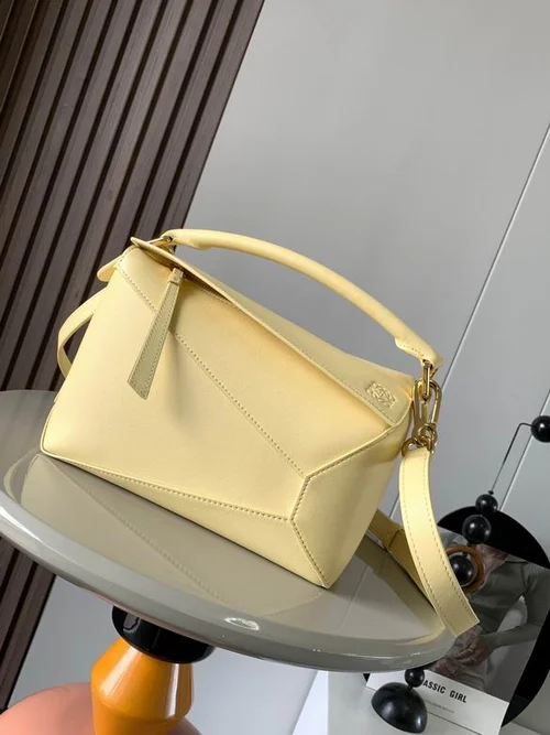 Loewe Original Shoulder Bags Authentic Anagram Collection