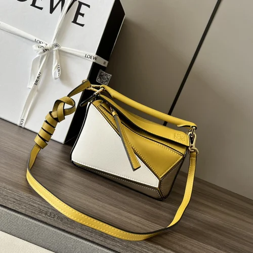 Loewe Original Shoulder Bags Authentic Anagram Collection