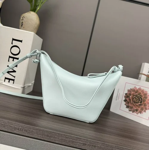 11 Loewe Women's Shoulder Bags Luxury Anagram Collection