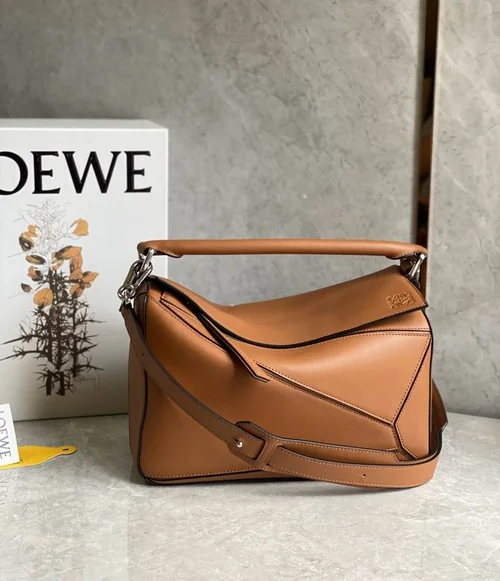 11 Loewe Women's Shoulder Bags Luxury Anagram Collection