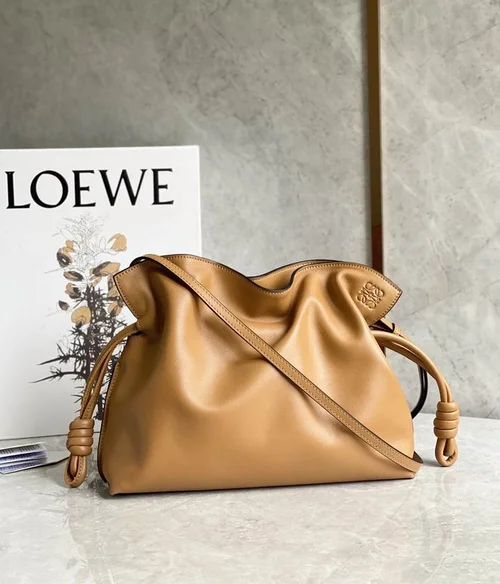 11 Loewe Women's Shoulder Bags Luxury Anagram Collection