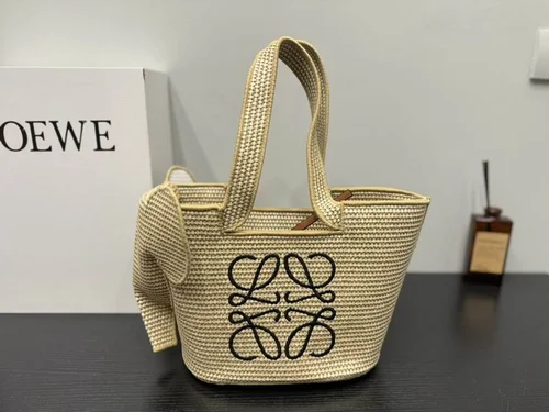 11 Loewe Basket Bag Medium Women Luxury Raffia Designer