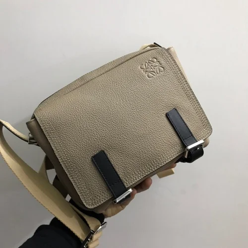 11 Loewe Messenger Bag Medium Women Luxury Anagram Leather