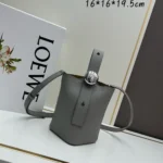 11 Loewe Pebble Bucket Bag Small Women Luxury Leather