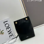 11 Loewe Pebble Pouch Small Women Luxury Leather Clutch