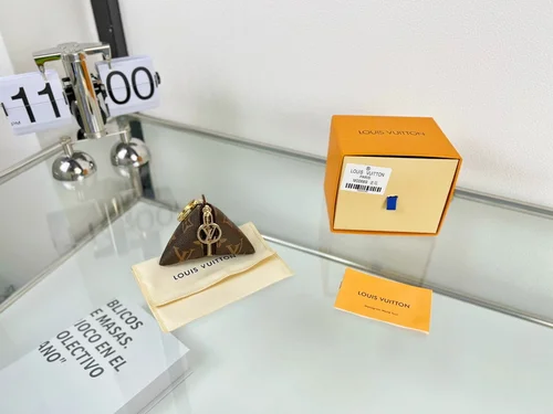 11 Louis Vuitton Original Accessories Authentic Monogram Collection